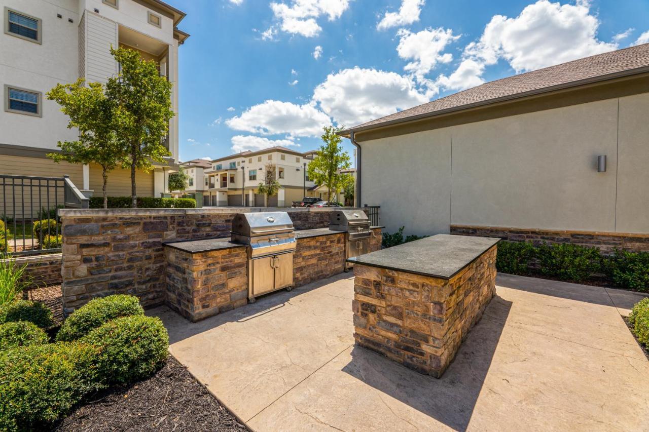 Luxe 3B/2B Getaway - Pool, Gym, Parking, Pet Wash Apartment Leander Exterior photo