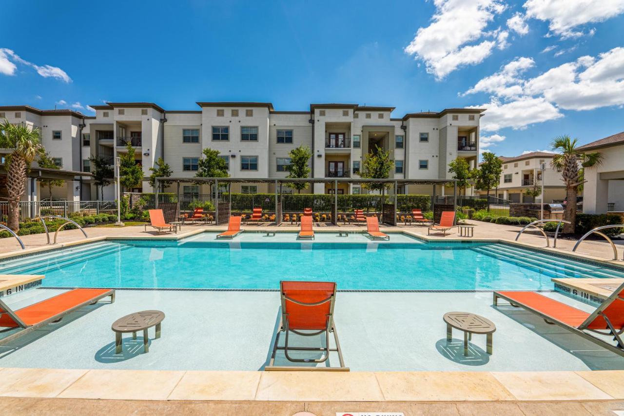 Luxe 3B/2B Getaway - Pool, Gym, Parking, Pet Wash Apartment Leander Exterior photo