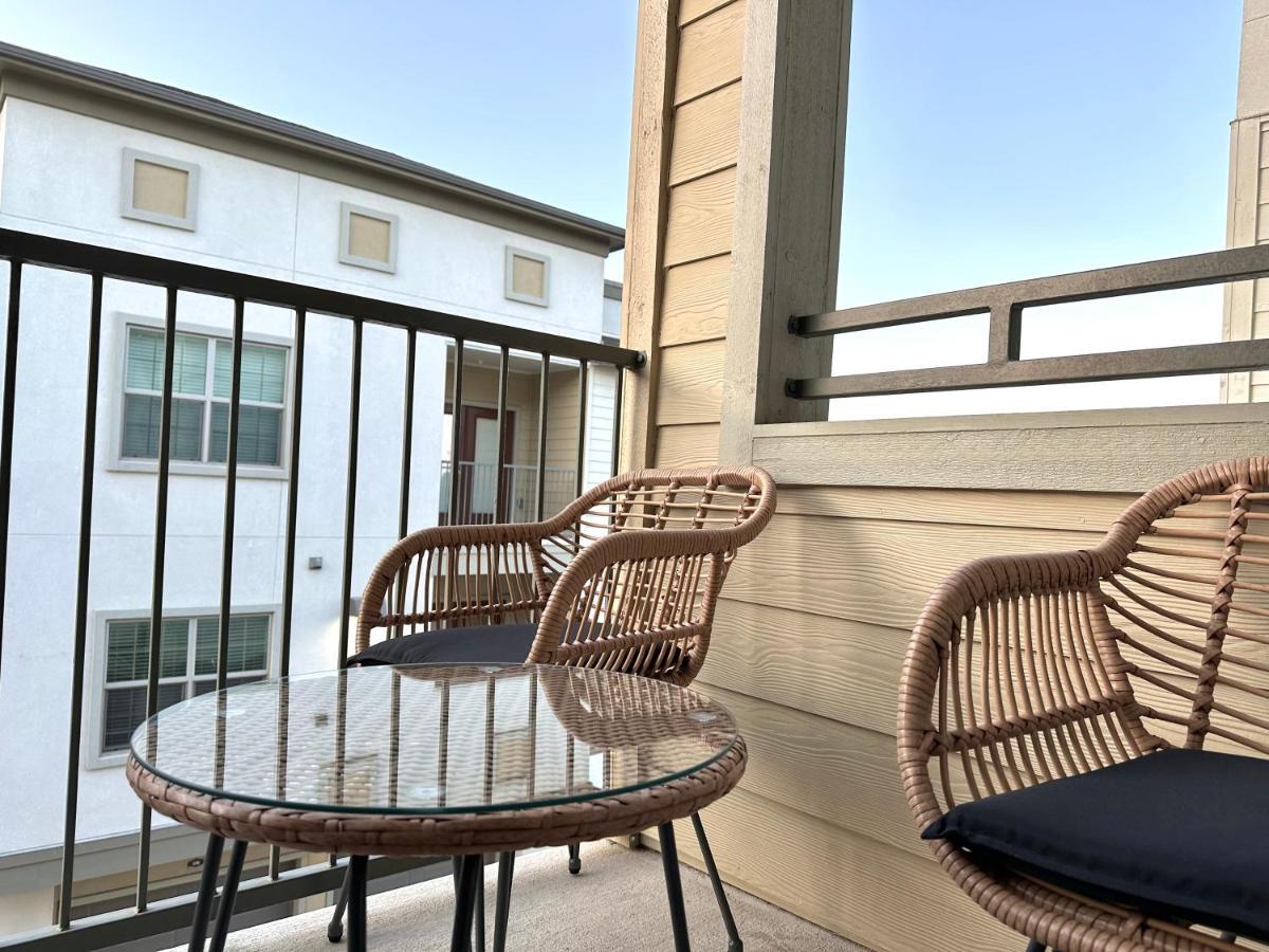 Luxe 3B/2B Getaway - Pool, Gym, Parking, Pet Wash Apartment Leander Exterior photo